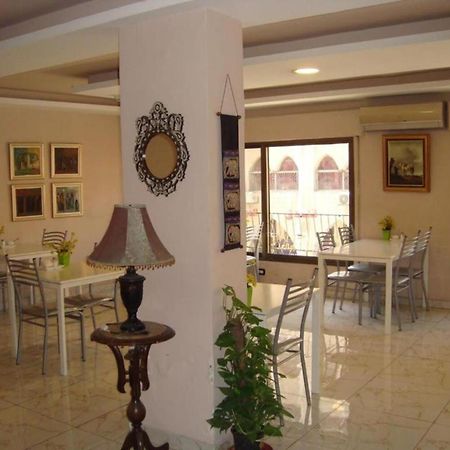 Rafi Hotel Amman Ngoại thất bức ảnh