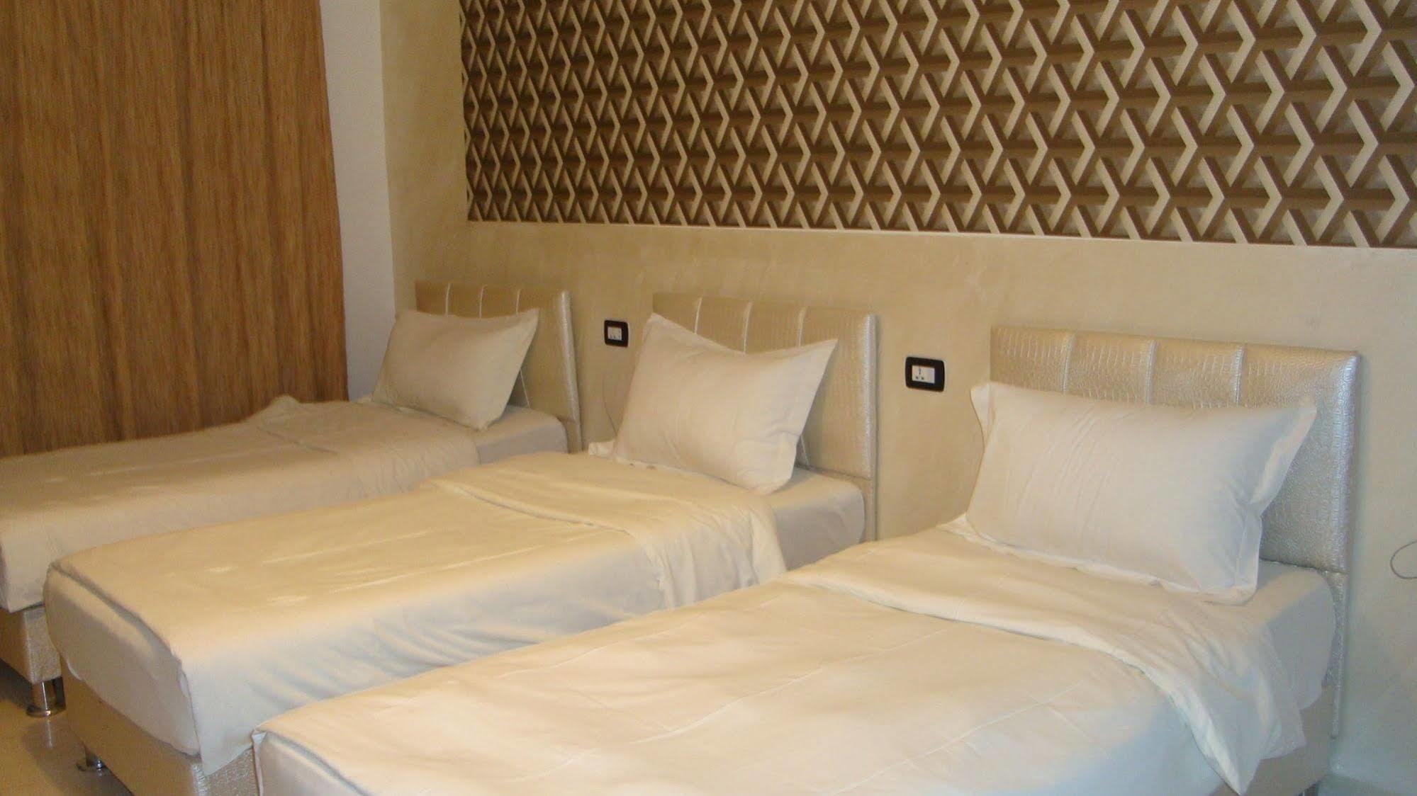 Rafi Hotel Amman Ngoại thất bức ảnh
